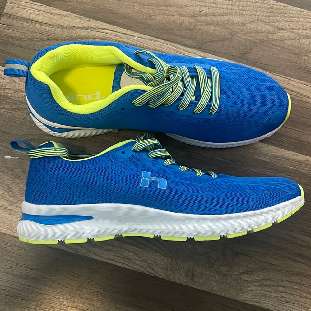 HIND Tennis Shoes Brand New Blue Yellow Memory Foam Size 12